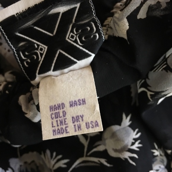 VTG 80s black sheer floral ots ruffle crop top - Picture 7 of 7